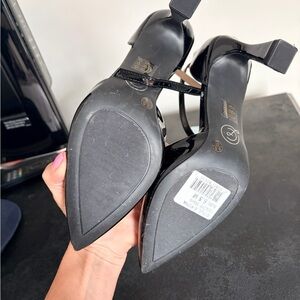 Chinese Laundry Glossy Black Heels